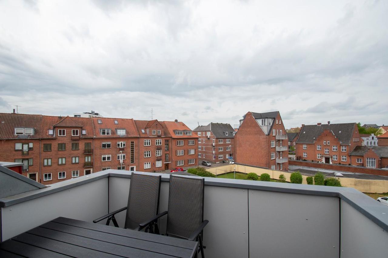 Stylish Two Floor Deluxe Apartment - 2 Bedroom Sonderborg Exterior photo